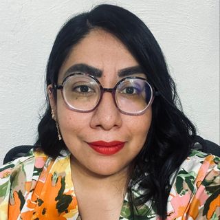 Dr. Angélica Sandoval Olivo