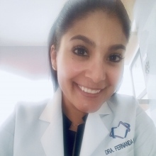 Dr. Fernanda Macías