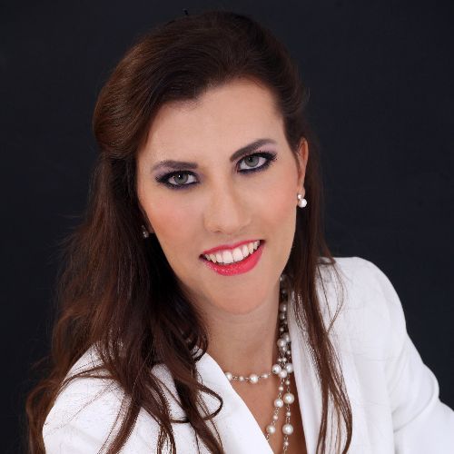 Dr. Erika Muñoz