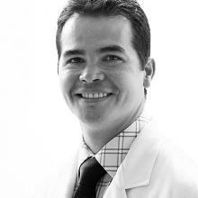 Dr. Benjamín Uribe Villa