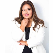 Dr. Deni Martínez Gama