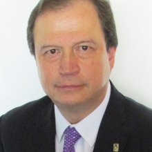 Dr. Eduardo Desentis Vargas