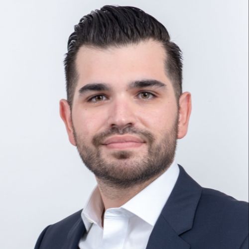 Dr. Andrés Remigio González