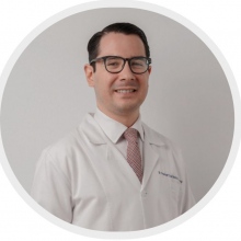 Dr. Fredenet Oviel Mendoza Camargo