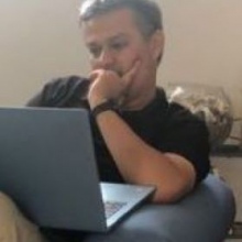 Dr. Ariel Ramírez Gallegos