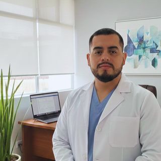 Dr. Humberto Aguilar