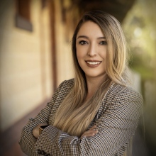 Dr. Karen Arteaga Mendoza