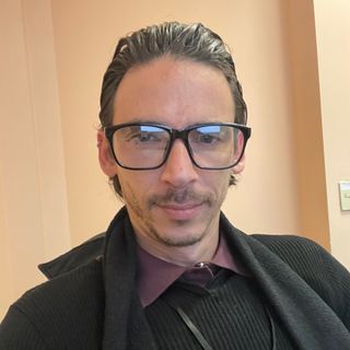 Dr. Rafael Valero Rojas