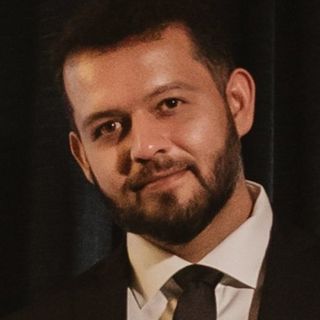 Dr. Eduardo Manuel Hernández Raymundo